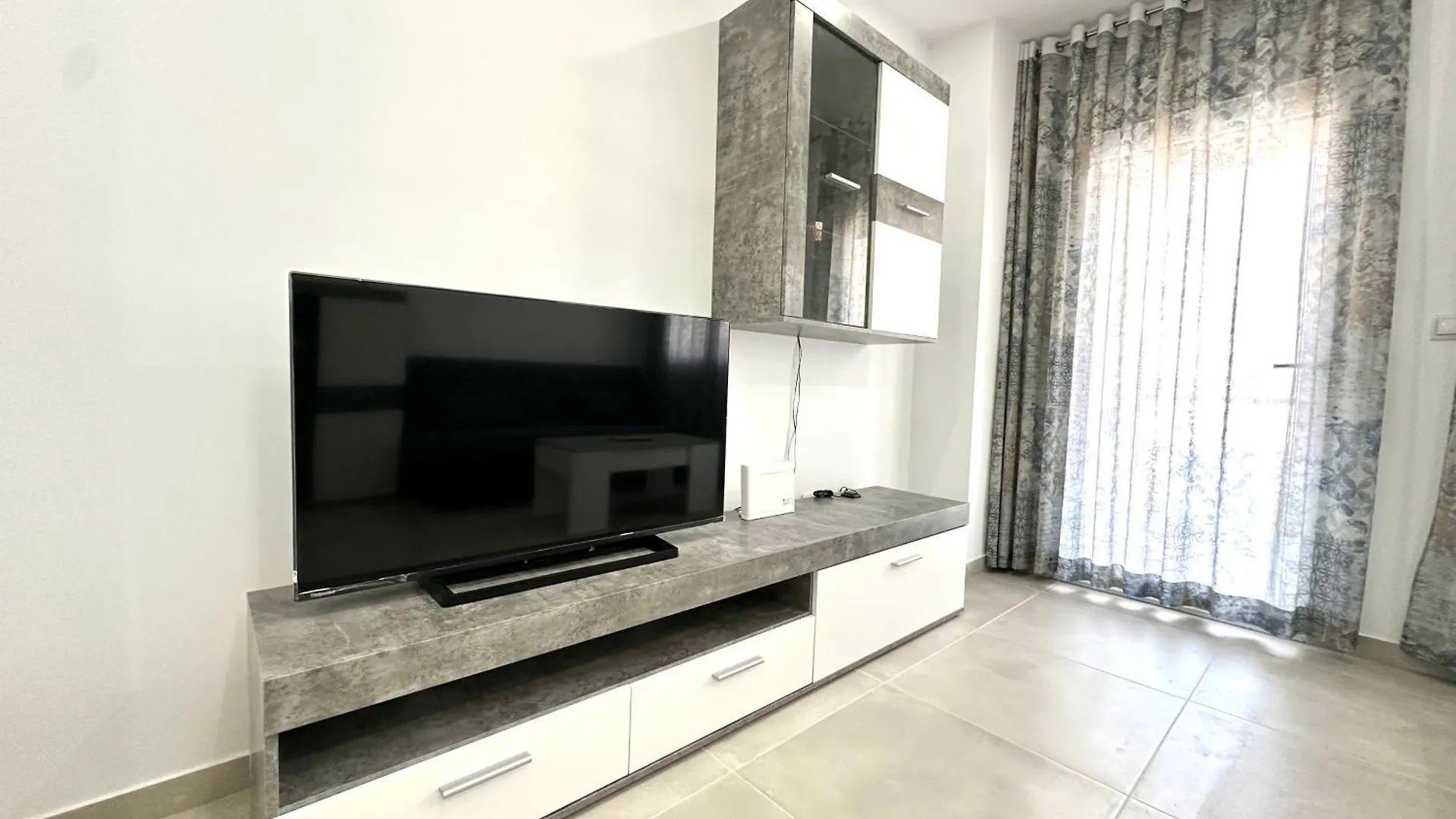 Ver72- Bonito Apart - Terraza - Wifi - Reformado Torremolinos